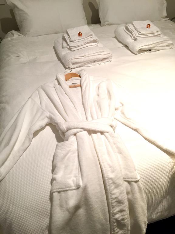 Waterfront Two Bedroom Apartment; Great Location! オークランド 部屋 写真