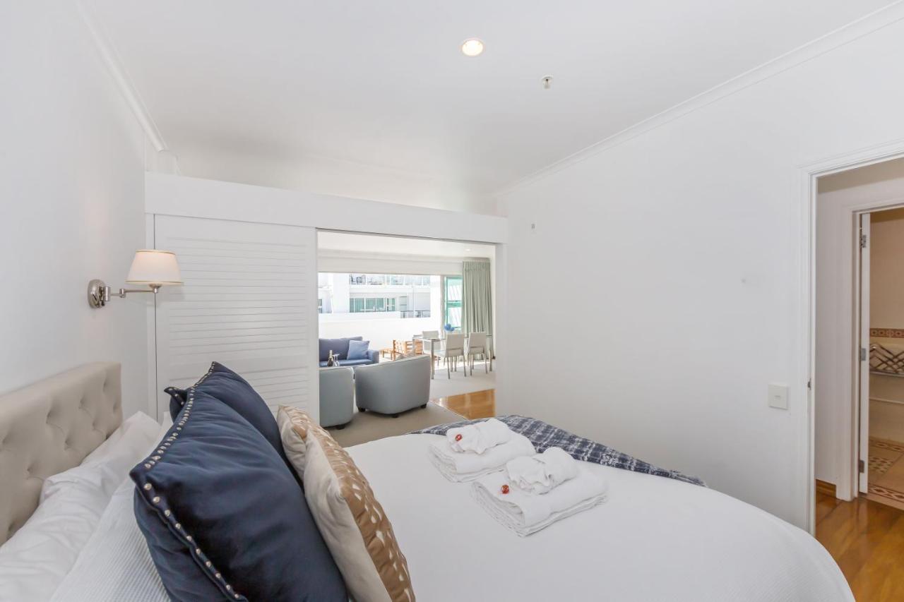 Waterfront Two Bedroom Apartment; Great Location! オークランド エクステリア 写真