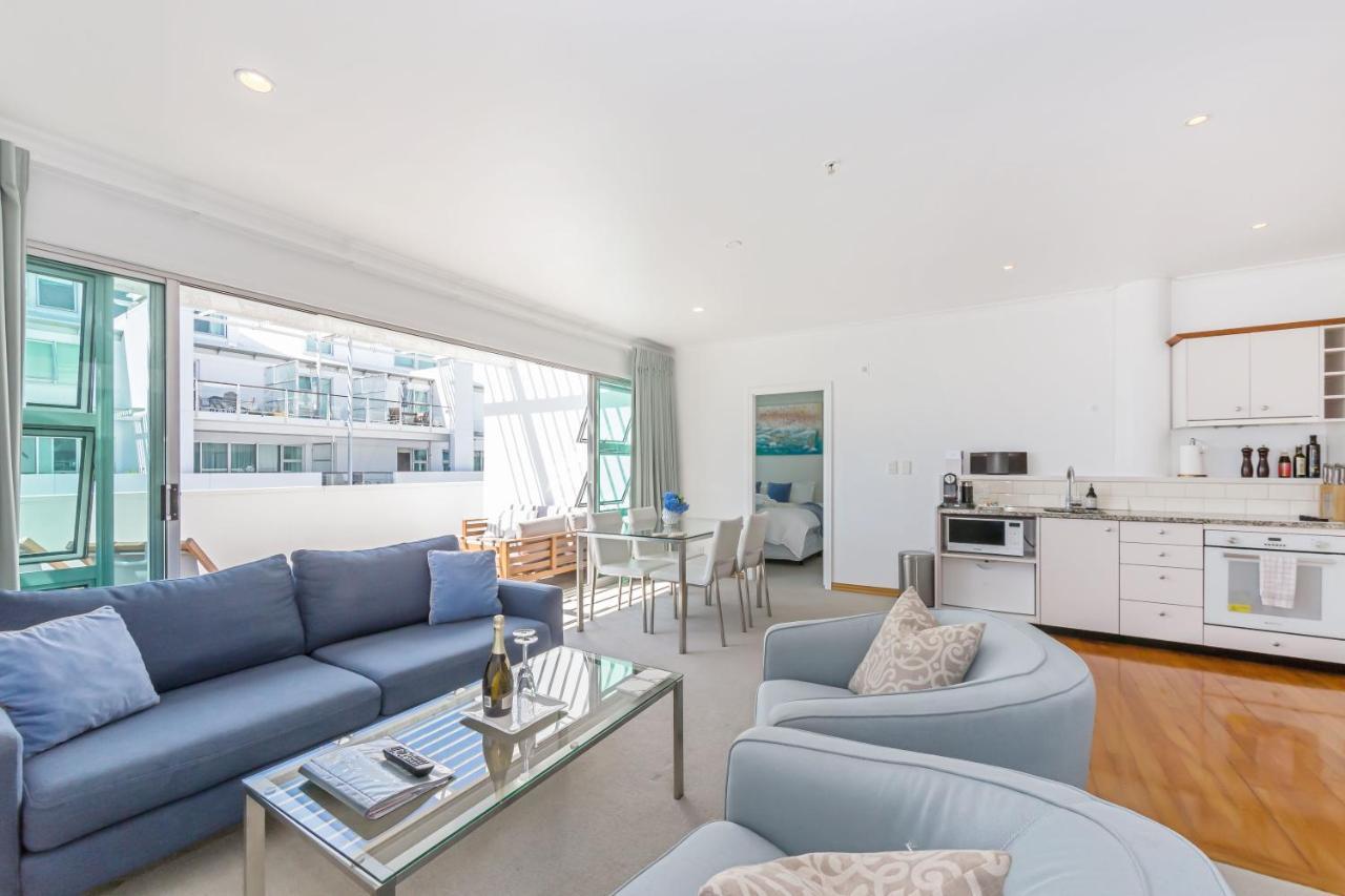 Waterfront Two Bedroom Apartment; Great Location! オークランド エクステリア 写真